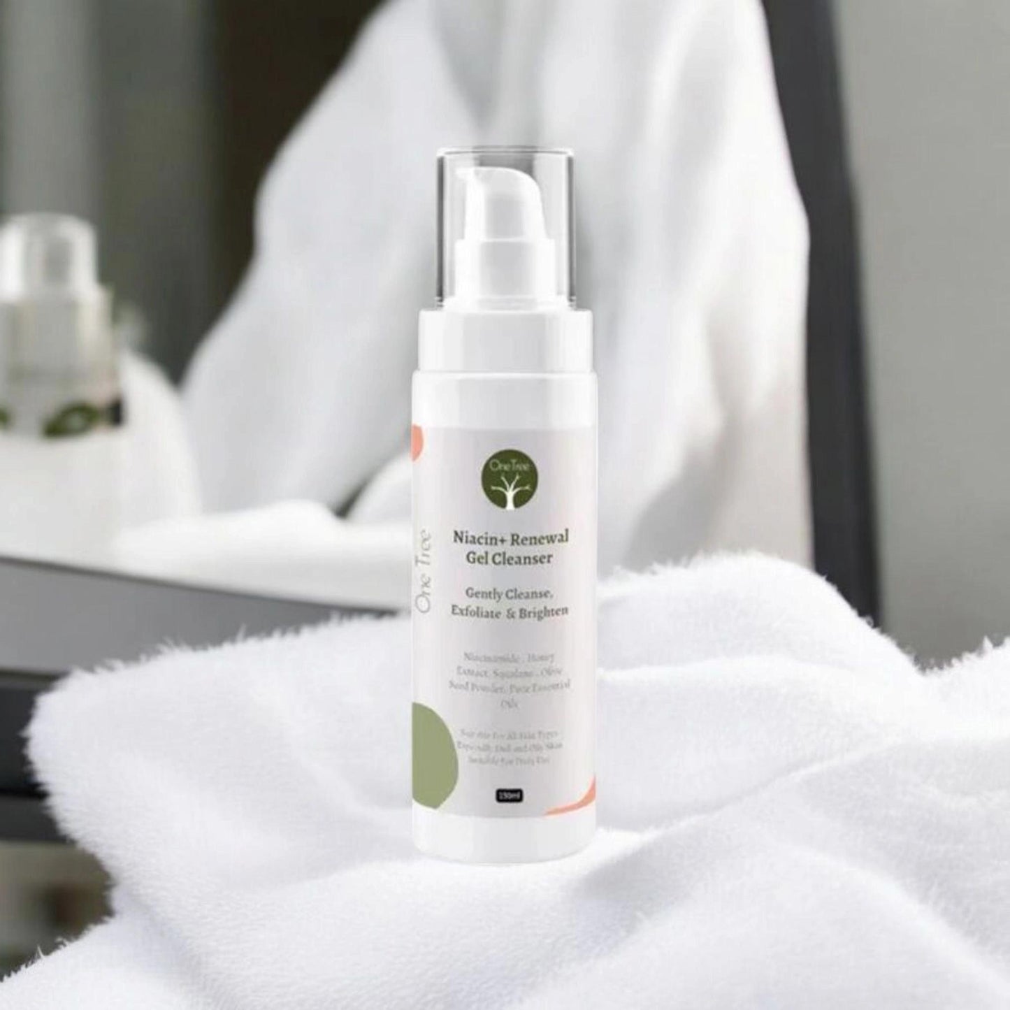 One Tree Niacin+ Renewal Gel Cleanser 150ml